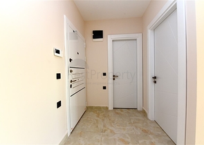 شقة ضمن مجمع حديث - مركز مدينة الانيا 