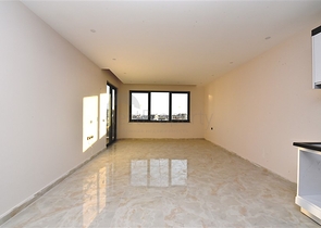 شقة ضمن مجمع حديث - مركز مدينة الانيا 