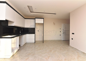 شقة ضمن مجمع حديث - مركز مدينة الانيا 