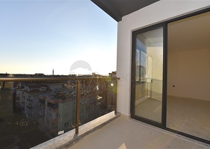 شقة ضمن مجمع حديث - مركز مدينة الانيا 