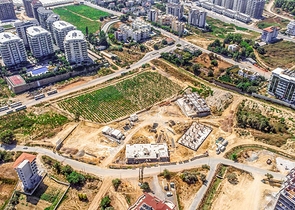 بالاقساط - مجمع سكني فاخر قيد الانشاء - في الانيا 