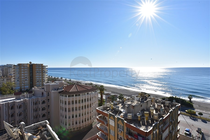 اطلالة بحرية مباشرة - شقة 2 غرفة وصالة - مجمع خمس نجوم - الانيا 