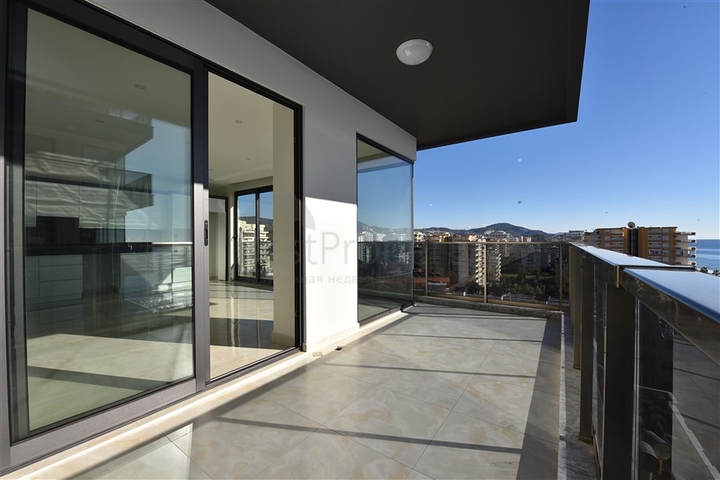 اطلالة بحرية مباشرة - شقة 2 غرفة وصالة - مجمع خمس نجوم - الانيا 