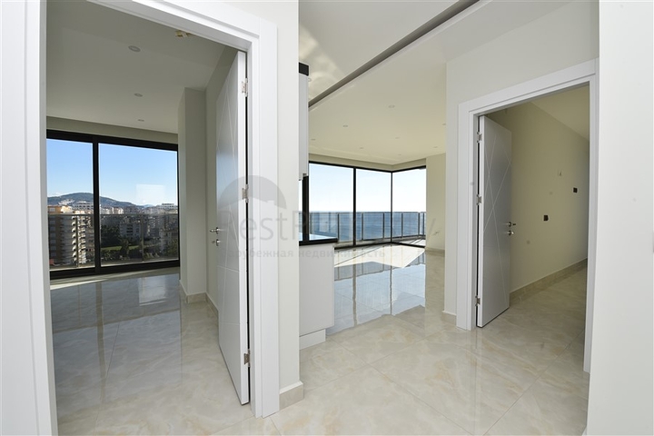 اطلالة بحرية مباشرة - شقة 2 غرفة وصالة - مجمع خمس نجوم - الانيا 