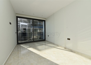 اطلالة بحرية مباشرة - شقة 2 غرفة وصالة - مجمع خمس نجوم - الانيا 