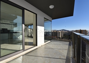 اطلالة بحرية مباشرة - شقة 2 غرفة وصالة - مجمع خمس نجوم - الانيا 