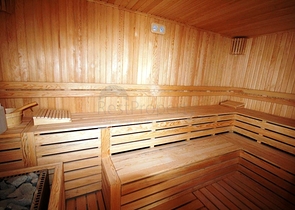 اطلالة بحرية مباشرة - شقة 2 غرفة وصالة - مجمع خمس نجوم - الانيا 