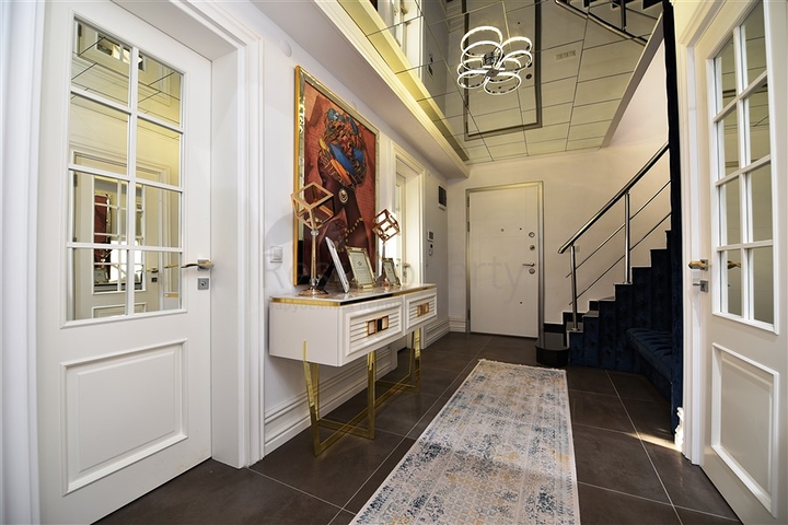 فيلا مستقلة - تصميم طابقين -فرش فاخر - منطقة كارجي جاك / الانيا 