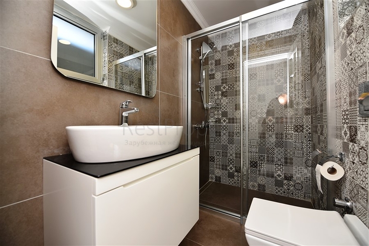 فيلا مستقلة - تصميم طابقين -فرش فاخر - منطقة كارجي جاك / الانيا 