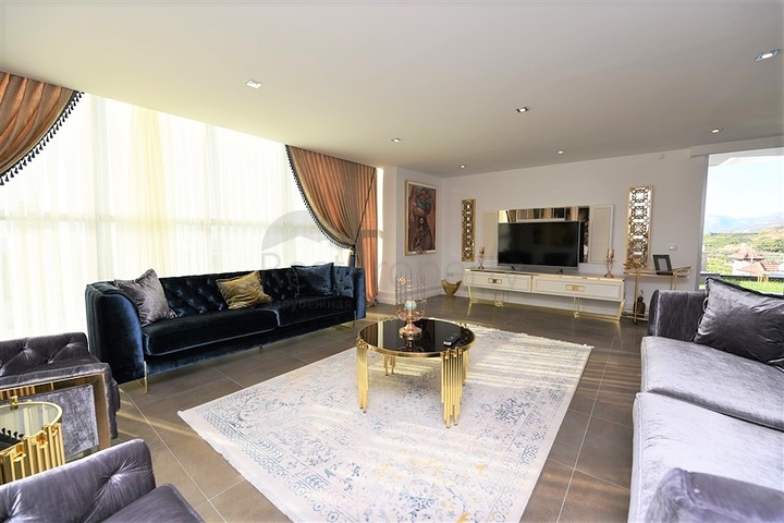 فيلا مستقلة - تصميم طابقين -فرش فاخر - منطقة كارجي جاك / الانيا 