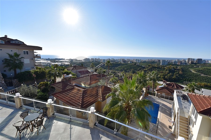 فيلا مستقلة - تصميم طابقين -فرش فاخر - منطقة كارجي جاك / الانيا 