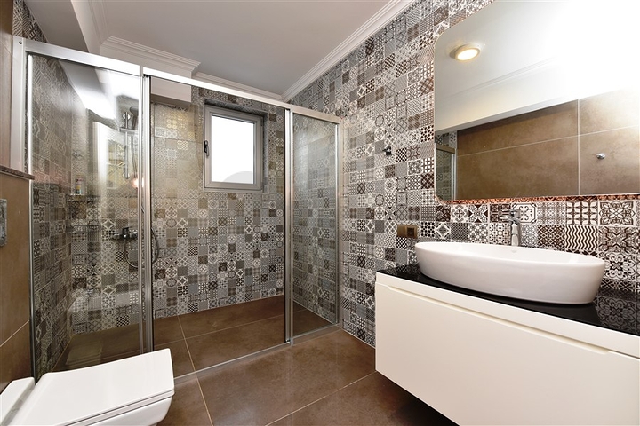 فيلا مستقلة - تصميم طابقين -فرش فاخر - منطقة كارجي جاك / الانيا 