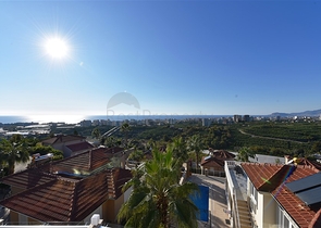 فيلا مستقلة - تصميم طابقين -فرش فاخر - منطقة كارجي جاك / الانيا 