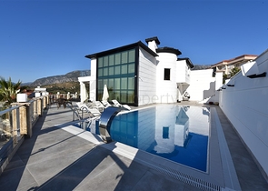 فيلا مستقلة - تصميم طابقين -فرش فاخر - منطقة كارجي جاك / الانيا 