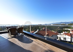 فيلا مستقلة - تصميم طابقين -فرش فاخر - منطقة كارجي جاك / الانيا 