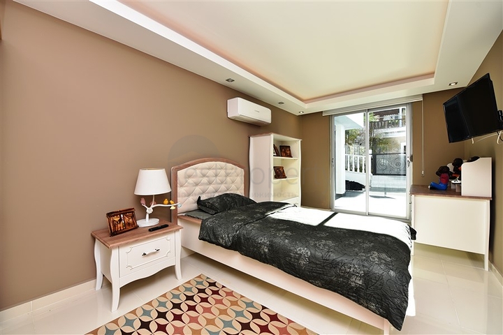 فيلا مستقلة - مسبح خاص - في منطقة كارجي جاك / الانيا 