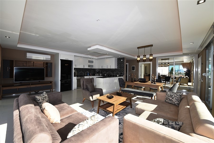 فيلا مستقلة - مسبح خاص - في منطقة كارجي جاك / الانيا 