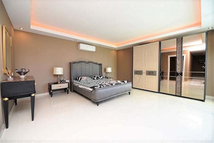 فيلا مستقلة - مسبح خاص - في منطقة كارجي جاك / الانيا 