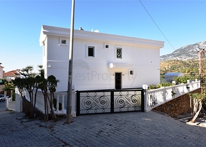 فيلا مستقلة - مسبح خاص - في منطقة كارجي جاك / الانيا 