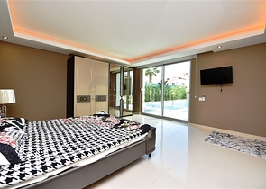 فيلا مستقلة - مسبح خاص - في منطقة كارجي جاك / الانيا 