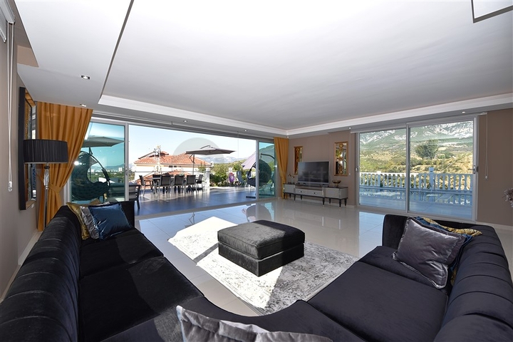 اطلالة بحر - تراس واسع - فيلا مفروشة فاخرة في كارجي جاك / الانيا 