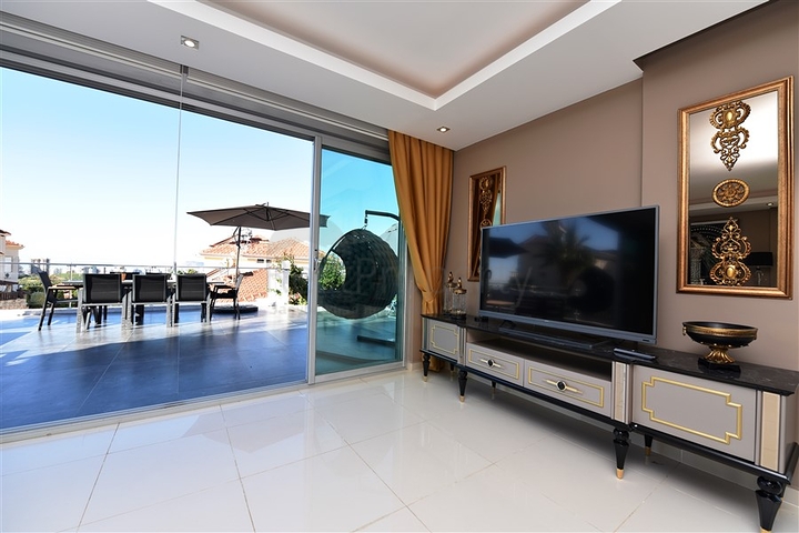 اطلالة بحر - تراس واسع - فيلا مفروشة فاخرة في كارجي جاك / الانيا 