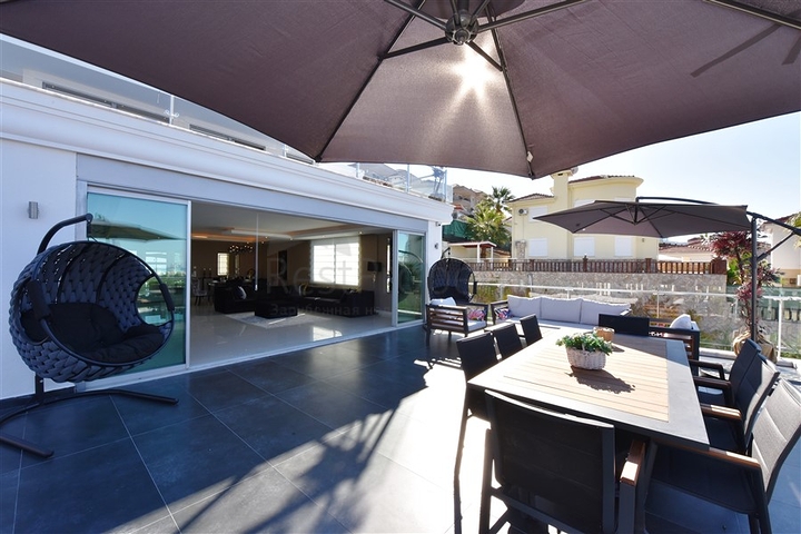 اطلالة بحر - تراس واسع - فيلا مفروشة فاخرة في كارجي جاك / الانيا 