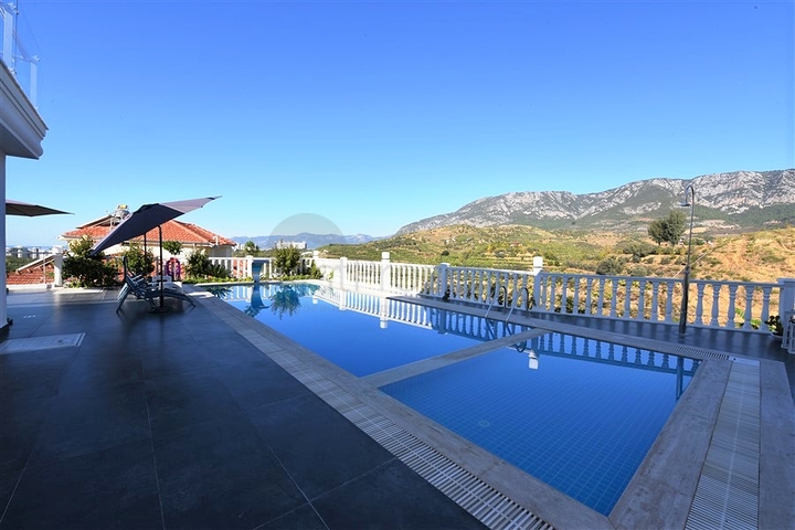 اطلالة بحر - تراس واسع - فيلا مفروشة فاخرة في كارجي جاك / الانيا 