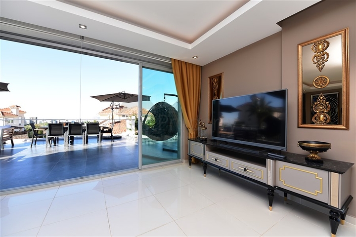 اطلالة بحر - تراس واسع - فيلا مفروشة فاخرة في كارجي جاك / الانيا 