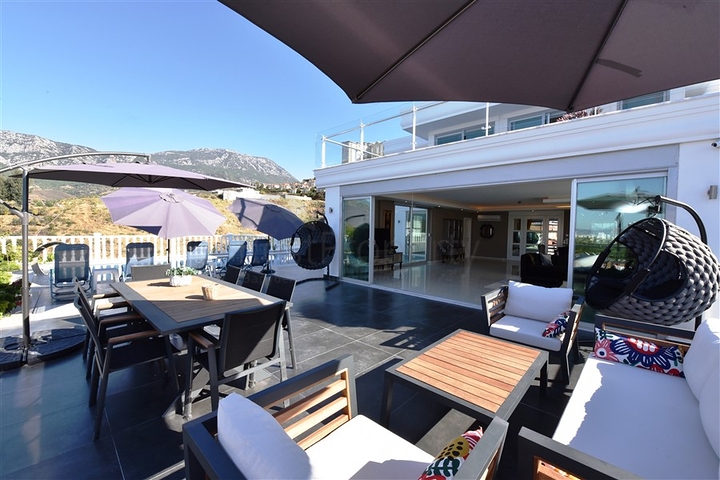 اطلالة بحر - تراس واسع - فيلا مفروشة فاخرة في كارجي جاك / الانيا 