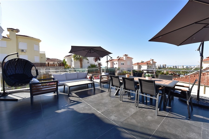 اطلالة بحر - تراس واسع - فيلا مفروشة فاخرة في كارجي جاك / الانيا 