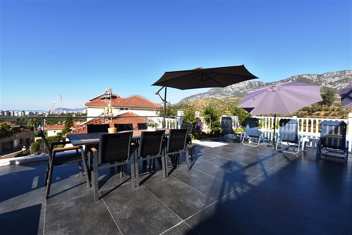 اطلالة بحر - تراس واسع - فيلا مفروشة فاخرة في كارجي جاك / الانيا 