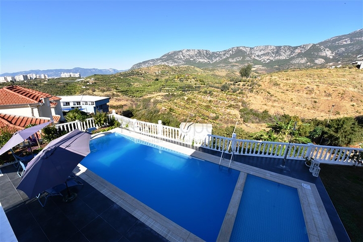 اطلالة بحر - تراس واسع - فيلا مفروشة فاخرة في كارجي جاك / الانيا 