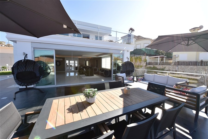 اطلالة بحر - تراس واسع - فيلا مفروشة فاخرة في كارجي جاك / الانيا 