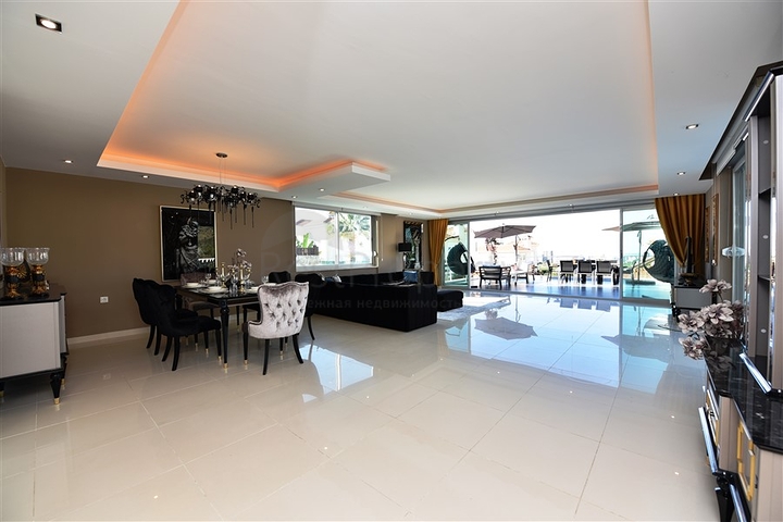 اطلالة بحر - تراس واسع - فيلا مفروشة فاخرة في كارجي جاك / الانيا 