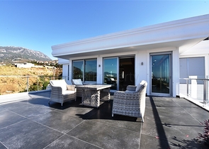 اطلالة بحر - تراس واسع - فيلا مفروشة فاخرة في كارجي جاك / الانيا 