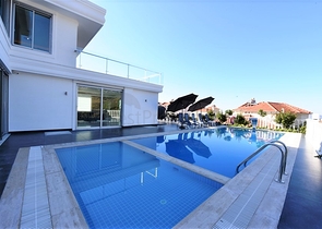 اطلالة بحر - تراس واسع - فيلا مفروشة فاخرة في كارجي جاك / الانيا 