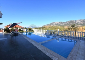 اطلالة بحر - تراس واسع - فيلا مفروشة فاخرة في كارجي جاك / الانيا 