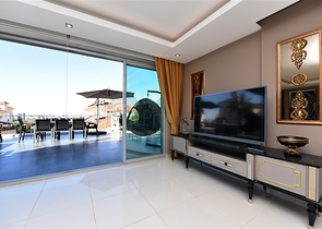 اطلالة بحر - تراس واسع - فيلا مفروشة فاخرة في كارجي جاك / الانيا 