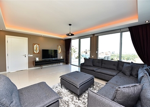 اطلالة بحر - تراس واسع - فيلا مفروشة فاخرة في كارجي جاك / الانيا 