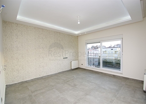 بنتهاوس 4 + 1 في مجمع 600 متر إلى البحر في كونيالتي