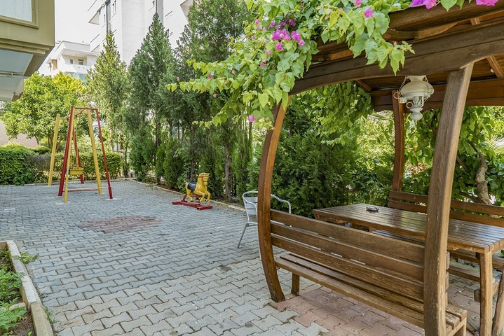 شقة 1 +1 مع الأثاث في ليمان 700 متر إلى البحر