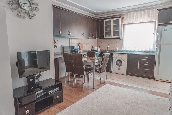 شقة 1 +1 مع الأثاث في ليمان 700 متر إلى البحر