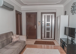 شقة 1 +1 مع الأثاث في ليمان 700 متر إلى البحر