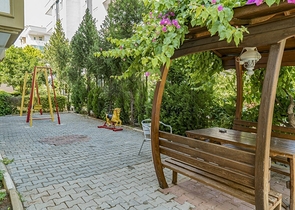 شقة 1 +1 مع الأثاث في ليمان 700 متر إلى البحر