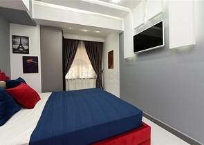 اطلالة بحر وميناء  مباشرة - شقة 3 غرف وصالة - بناء حديث - مركز الانيا 