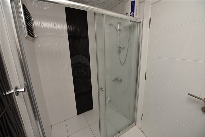 شقة مؤثثة من تصميم غرفة وصالة ضمن مجمع سكني فاخر في مهموتلار / الانيا 