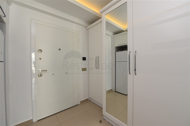 شقة مؤثثة من تصميم غرفة وصالة ضمن مجمع سكني فاخر في مهموتلار / الانيا 