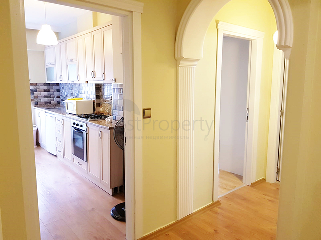 شقة 2 + 1 مع الأثاث في المجمع 250 متر إلى البحر