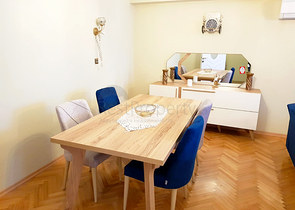 شقة 2 + 1 مع الأثاث في المجمع 250 متر إلى البحر